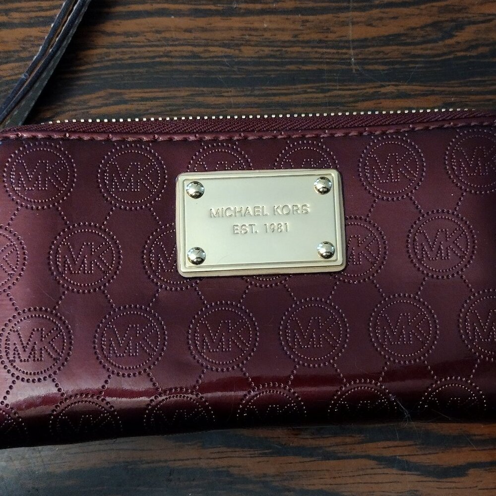 Michael Kors Wrist Wallet Wristlet